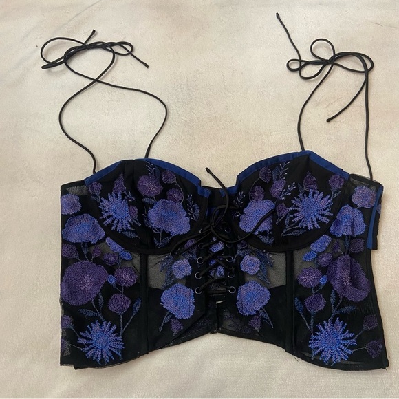 New! For love and lemons Kaylee embroidered bustier crop top 1204 - Picture 9 of 13